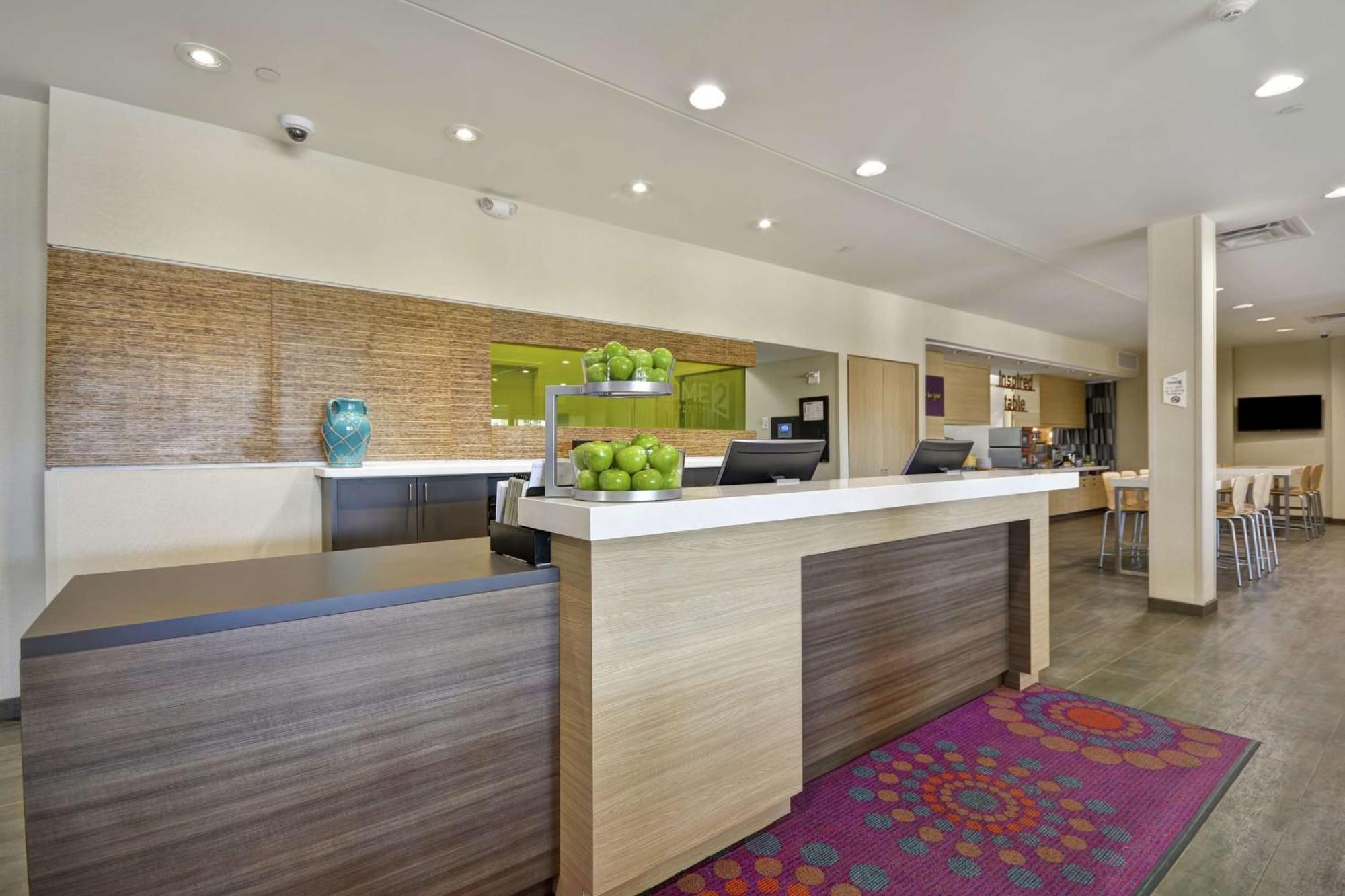 Home2 Suites By Hilton Stow Akron Exterior foto